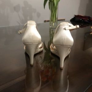 Badgley Mischka Bonanza Wedge